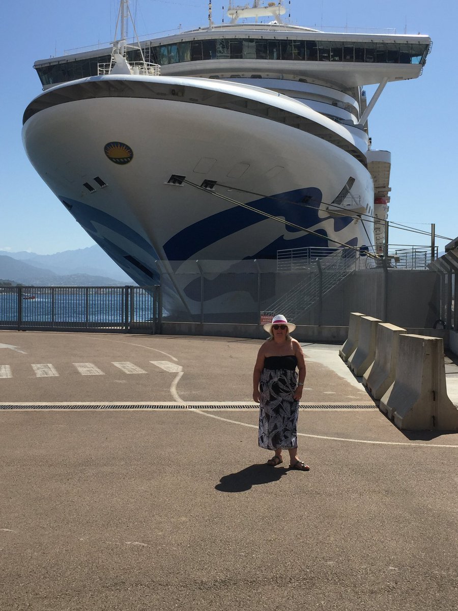 Adele Darbyshire tweet media