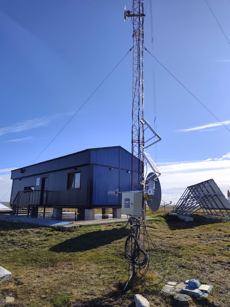 MonitoreoHidArg's tweet photo. #RMET
Red Nacional de Estaciones Meteorológicas y Estaciones Nivológicas
Instalamos dos nuevas estaciones meteorológicas 🌡🌤 en HITO 1, provincia de #TIERRADELFUEGO, trabajo coordinado de la #SSRH y Armada Argentina
Seguimos fortaleciendo el monitoreo hidrometeorológico 🇦🇷 https://t.co/akTPCAdPQr