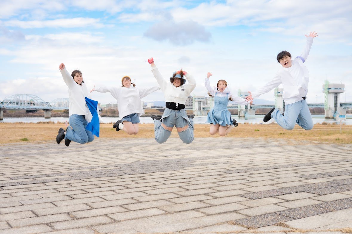 フォレシィ tweet media