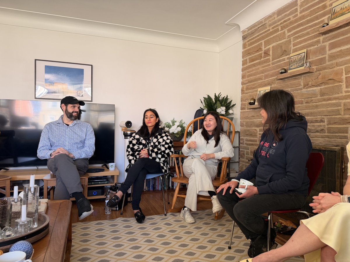 Kavi Global tweet media