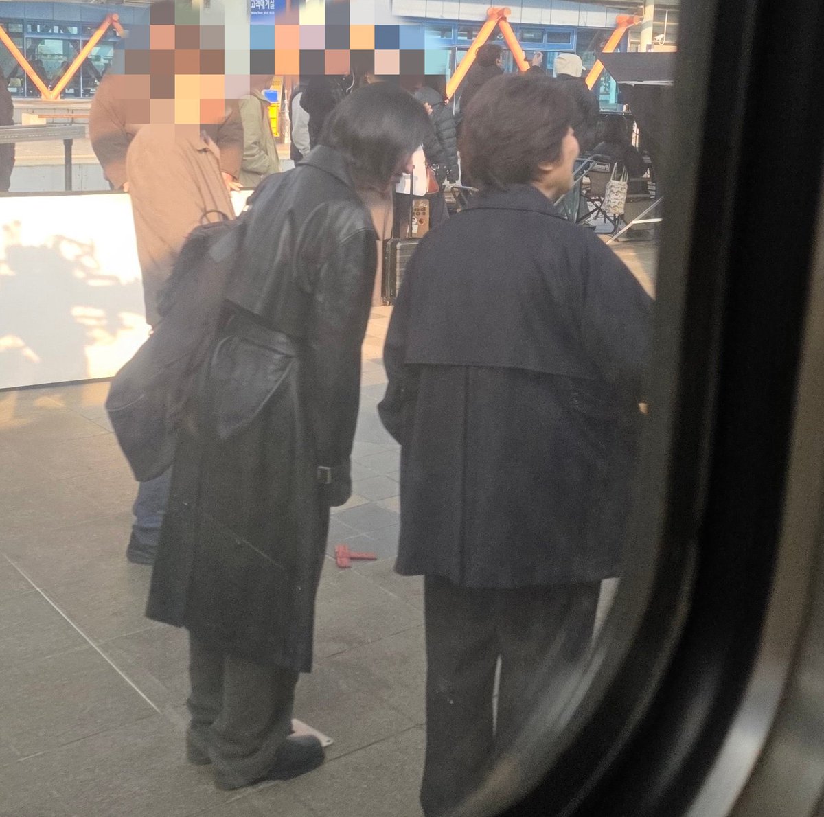 jwoniiee_'s tweet photo. Doctor X filming crumbs just leaked and we can finally see Gye Sujeong and Jung Heesook in one frame https://t.co/Bg3ialfhZR