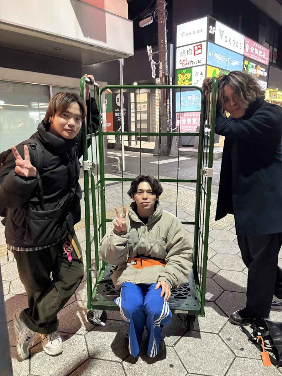 初出演の梅田BANGBOO🏎️
ありがとうございました！！

■SETLIST
いい大人
Life is danceable
ZIGOKU！
プラシーボ
ロックンロンリーボーイズ
チェーンソング