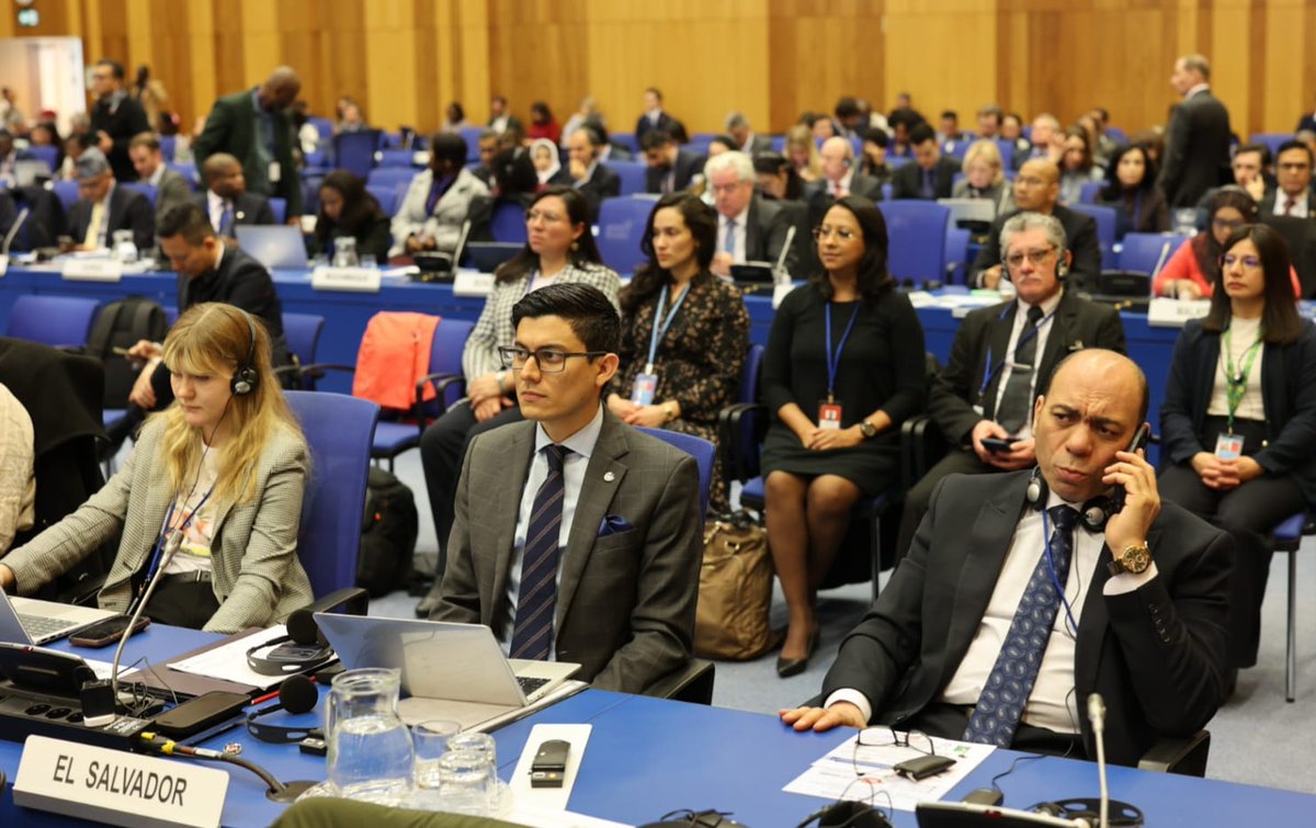 Noegeovannig's tweet photo. 🇸🇻 El Salvador presente en el 69° período de sesiones de la Comisión de Estupefacientes #CND69 en Viena.

Compartí los avances del país en el fortalecimiento del sistema regulatorio de medicamentos fiscalizados y la modernización de los mecanismos de control @UNODC. https://t.co/42waZ77XyN