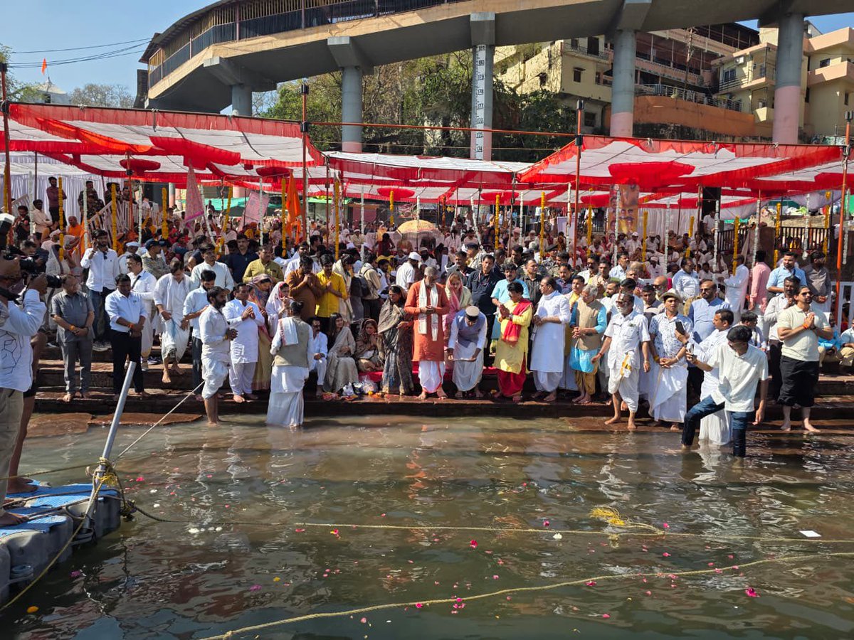 Prahlad Singh Patel ( वृक्ष से जल, जल से जीवन) tweet media