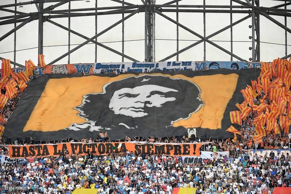 Antifa_Ultras tweet media