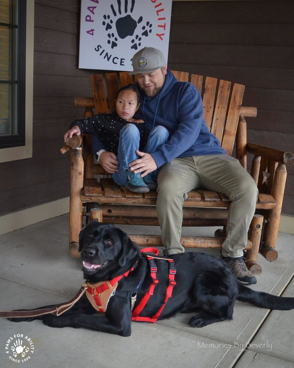 4 Paws For Ability tweet media