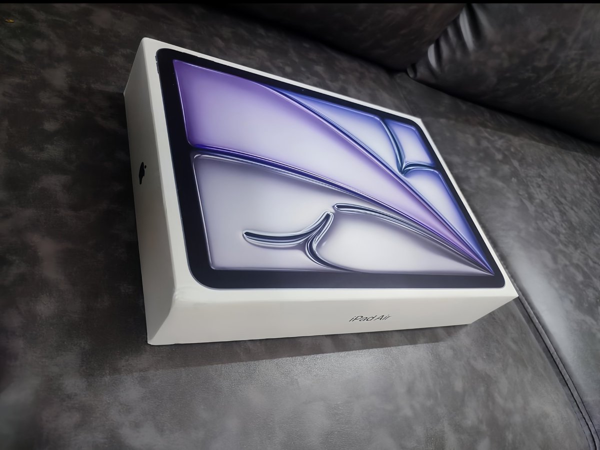 Mr. Custom tweet media