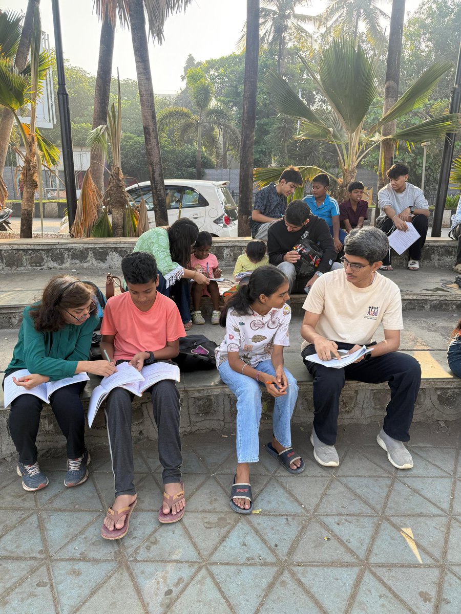 ConnectFor tweet media