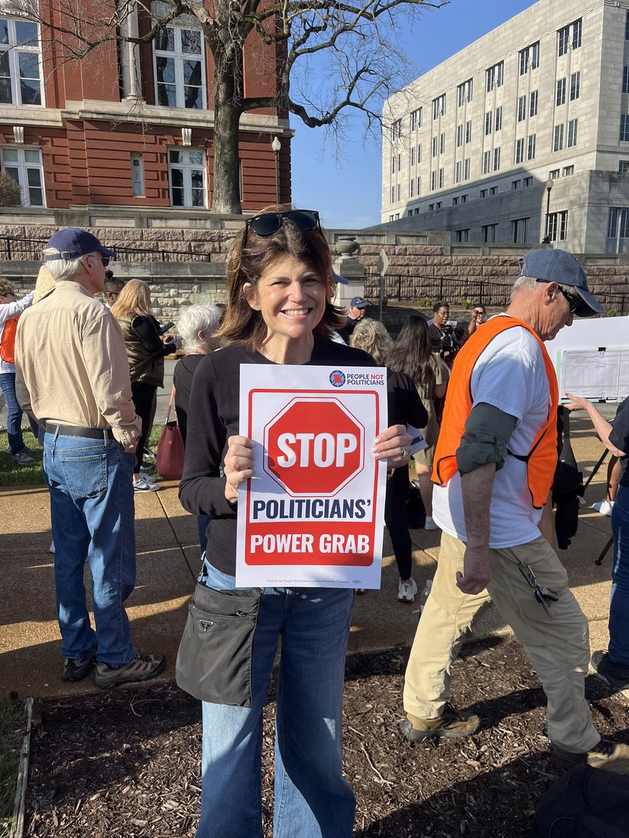 NCJWSTL's tweet image. Good morning, @AGCHanaway! We are informed and know that gerrymandering Missouri’s maps is not OK. We support #FairMaps and transparent government. Redistricting is meant to happen after the census only. #PeopleNotPoliticians