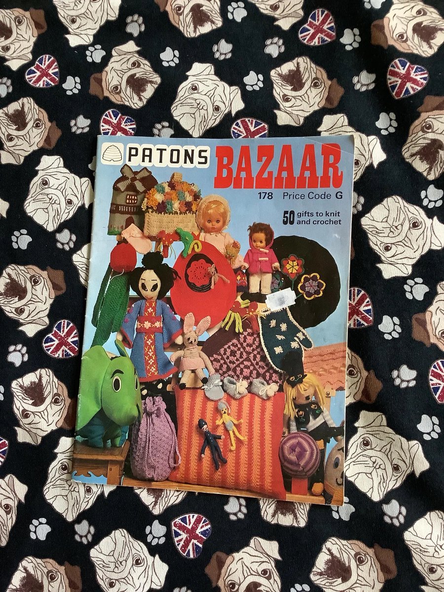 WatsonsVintage's tweet image. NEW LISTING - RARE Vintage 1970s Patons No 178 'Bazaar Book' Knitting Pattern Booklet - 50 Ideas for Gifts and Novelties - Handknit &amp;amp; Crochet etsy.me/47naQbQ via @Etsy #Vintage #KnittingPatterns #HandKnits #Crochet #70snostalgia #VintageKnits #RetroKnits #Bazaar