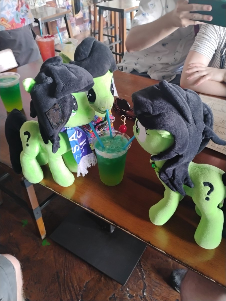DiscordantKiwi's tweet photo. @PoneVoyage is awrapped up. A very successful first year event that had a lot of soul. Proud of everyone involved to get this going and happy to see so many attendees. Was even able to do a vow renewal on board for a pony couple.

Anywho my next con plans are EFNW and Mare Fair https://t.co/wb3Hn1wL0u