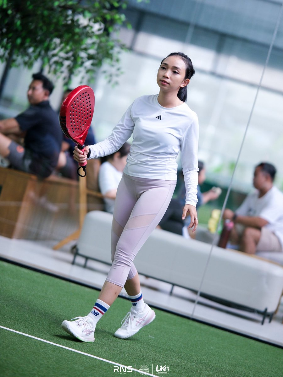 Ladyacis's tweet photo. Padelllll tiap hari https://t.co/SGzeBiZcvg