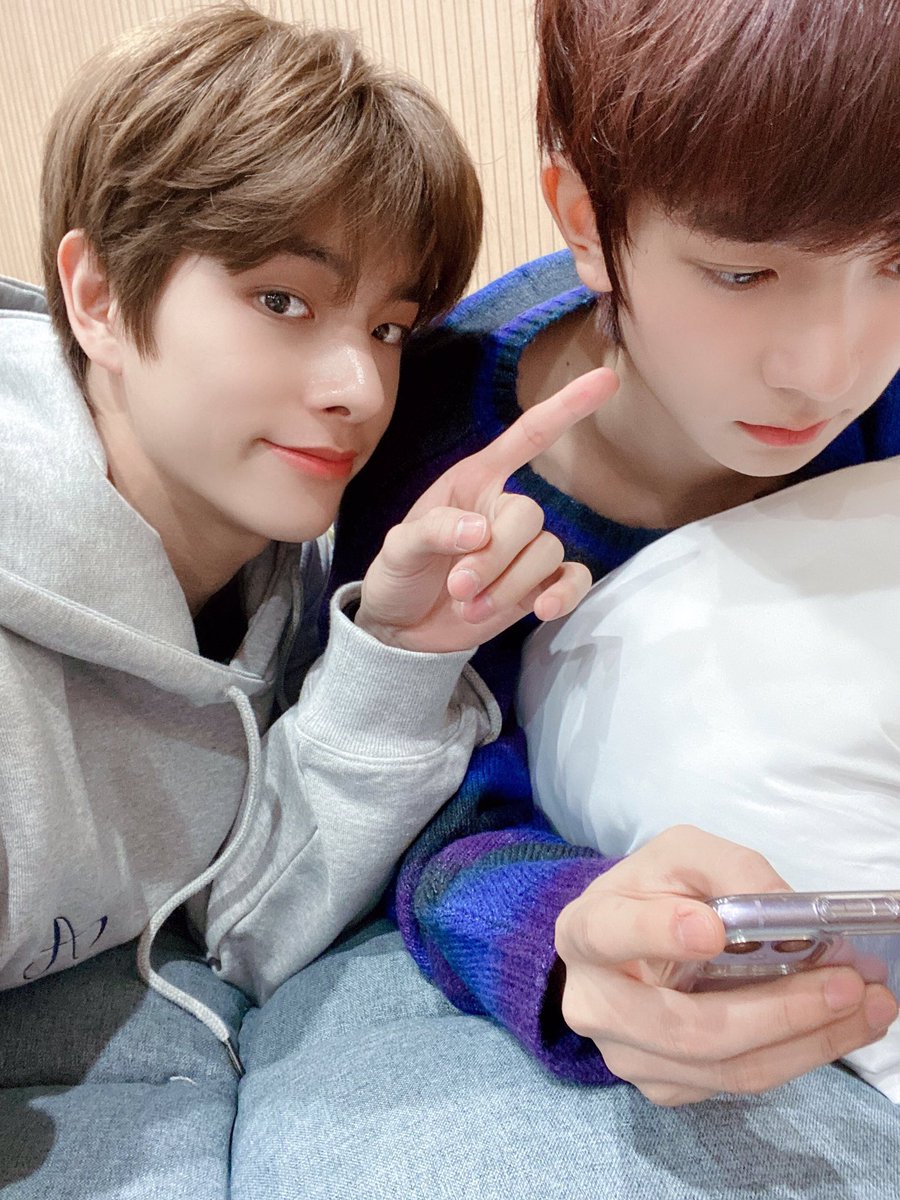 jakesarchive's tweet photo. Drop your tags with heejake photos below 

@BELIFTLAB RETRACT YOUR STATEMENT. LET HEESEUNG DO SOLO ACTIVITIES WHILE BEING AN ENHYPEN MEMBER

#BELIFTLABTREATENHYPENBETTER
#HEESEUNG 
#ENHYPENIS7
#COMEBACKHEESEUNG

ENHYPEN HOME
#ENHYPEN_IS_7
#ENHYPEN_HOME
#Alwayswithyou https://t.co/gViqpBCdH1