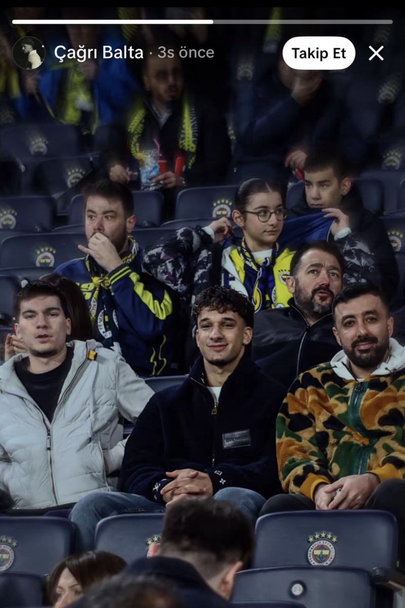 Çağrı Balta, Fenerbahçe’ye gelmeden önce hep milli takıma seçiliyordu, Fenerbahçe’ye geldi ve seçilmedi.

Al sana yapı!