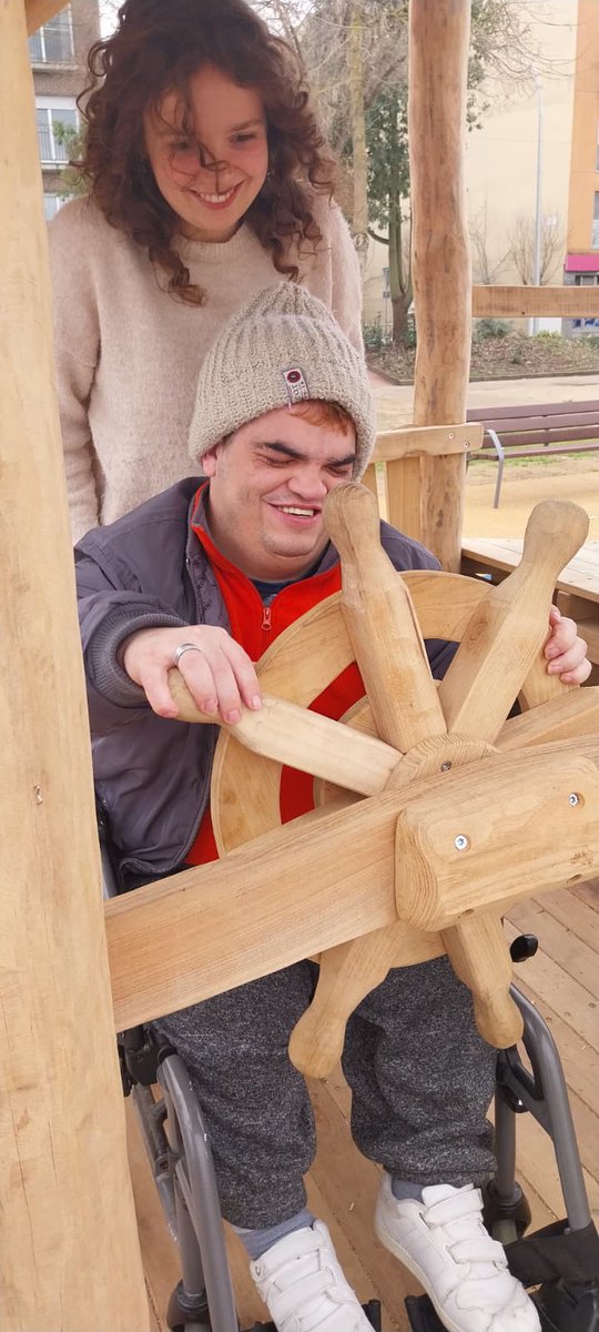 Fundació El Rusc tweet media