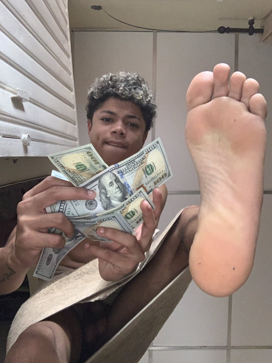 Sir carlos2k tweet media