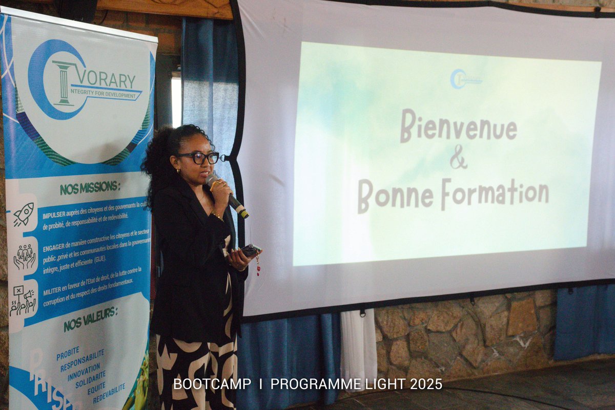 ONGIvorary's tweet photo. Ouverture de la formation en présentiel des participants sélectionnés pour bénéficier du 𝗣𝗿𝗼𝗴𝗿𝗮𝗺𝗺𝗲 𝗟𝗜𝗚𝗛𝗧 (𝗟𝗲𝗮𝗱𝗲𝗿𝘀𝗵𝗶𝗽 𝗜𝗻 𝗚𝗼𝘃𝗲𝗿𝗻𝗮𝗻𝗰𝗲 𝘄𝗶𝘁𝗵 𝗛𝗼𝗻𝗲𝘀𝘁𝘆 𝗮𝗻𝗱 𝗧𝗿𝗮𝗻𝘀𝗽𝗮𝗿𝗲𝗻𝗰𝘆), dans le cadre du projet Taninjanaka, ce 10 mars 2026 :) https://t.co/qWbjqJzHFc