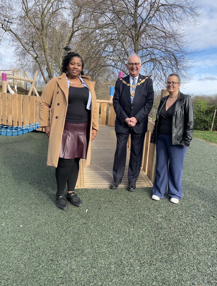 Nafsika Butler-Thalassis tweet media