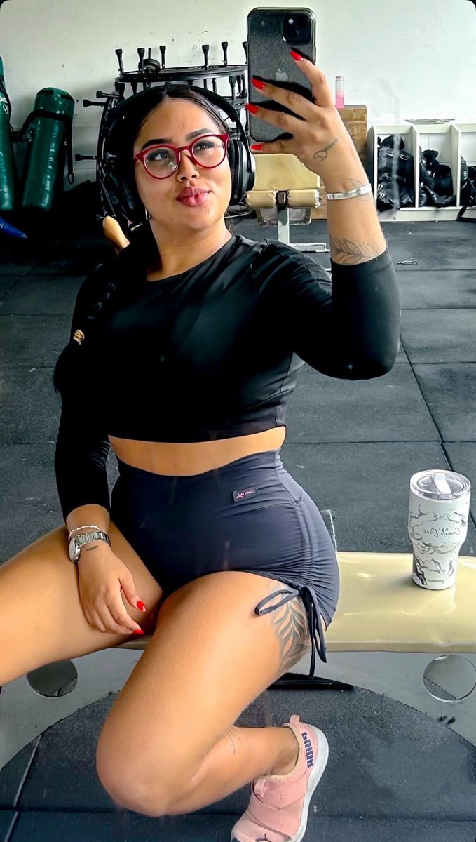 𝒱𝒾𝓁ℯ𝓁𝓁𝒶🦋 tweet media