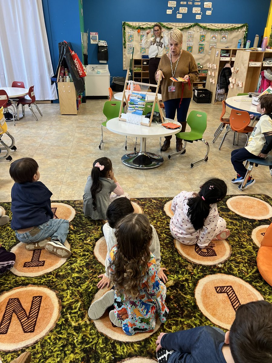 Ms. Dipaoli 🍎🖍❤️ tweet media