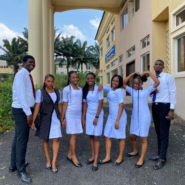 _elite_girl's tweet photo. I called my friend, a nursing student at Nnamdi Azikiwe University, and she confirmed it’s not their school. Their uniform isn’t even like that, and there’s been no increase in school fees. They’ve already finished paying their fees and the school portal is closed. So please stop spreading the false rumor that their fees were raised from ₦90k to ₦580k.