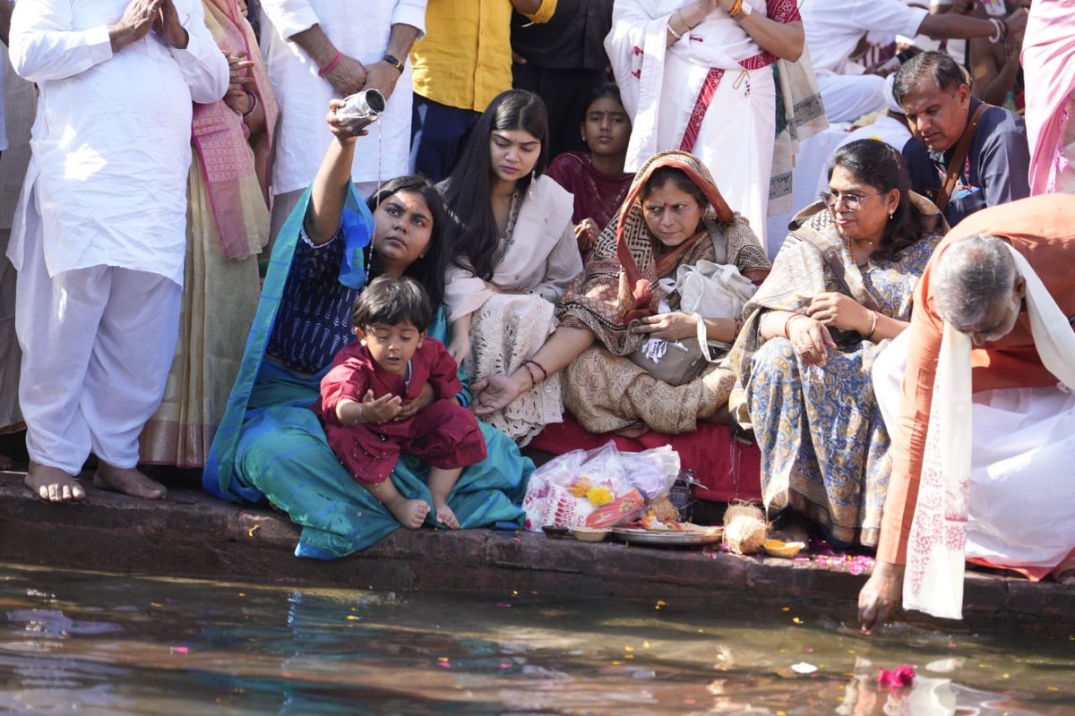 Prahlad Singh Patel ( वृक्ष से जल, जल से जीवन) tweet media