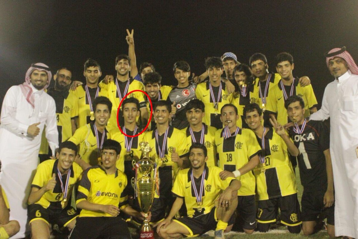 CARALHO, o Nader Al Sharari, zagueiro do Al Nassr, começou a carreira no Flamengo de Al-Jawf!!

🤯