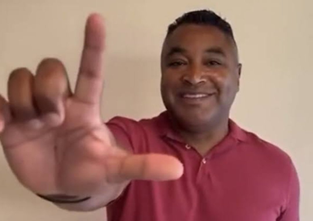 Nem com o Diniz tinha visto essa rejeição inexplicável. 

Estamos contigo, professor. Vamos calar esses vermes.

NÃO comemorem quando estivermos no topo. 

🪓.