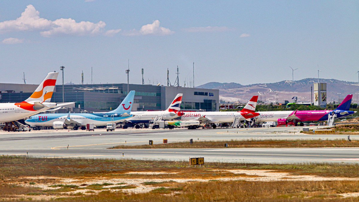 Financial Mirror tweet media