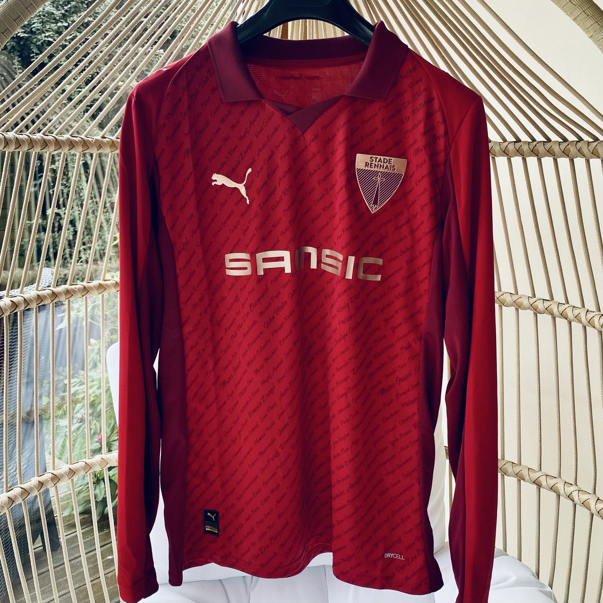 Bzhmarley tweet media