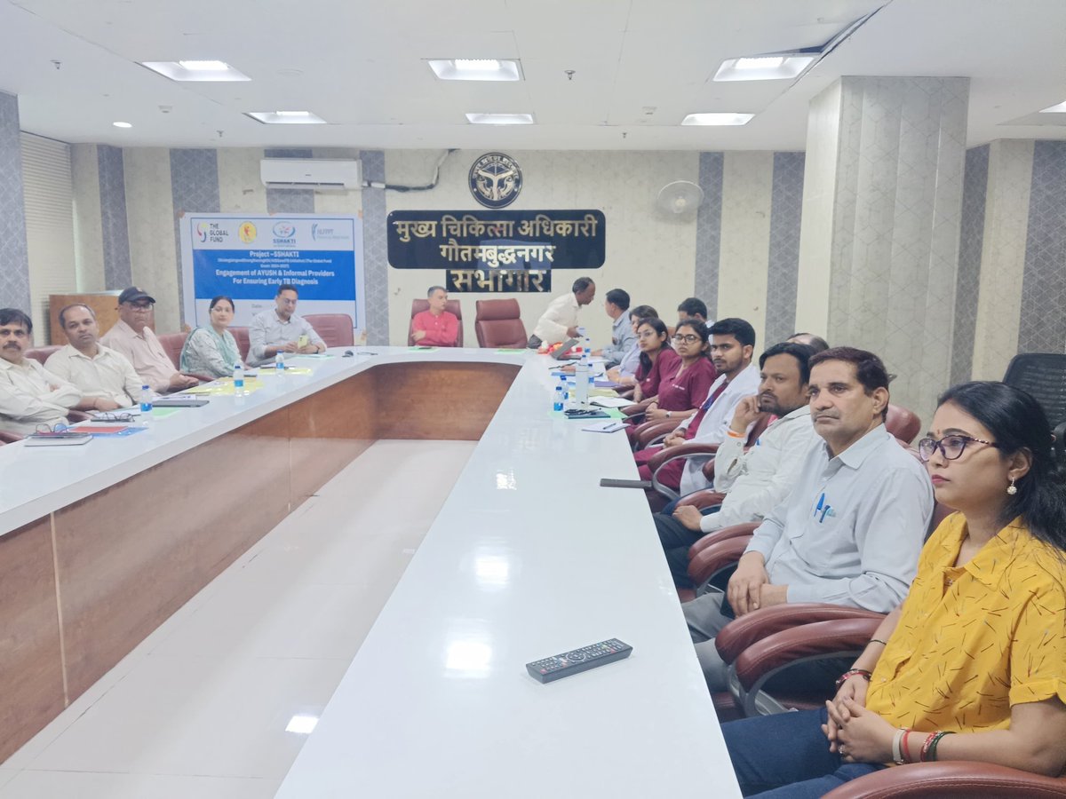 दिनांक 10 मार्च 2026 को मुख्य चिकित्सा अधिकारी गौतम बुध नगर कार्यालय के सभागार मे (HLFPPT) संस्था के सहयोग से आयुर्वेद चिकित्सकों के साथ क्षय रोग के विषय पर एक कार्यशाला का आयोजन मुख्य चिकित्सा अधिकारी व जिला क्षय रोग अधिकारी मोहदय की   अध्यक्षता मे सम्पन्न किया गया.