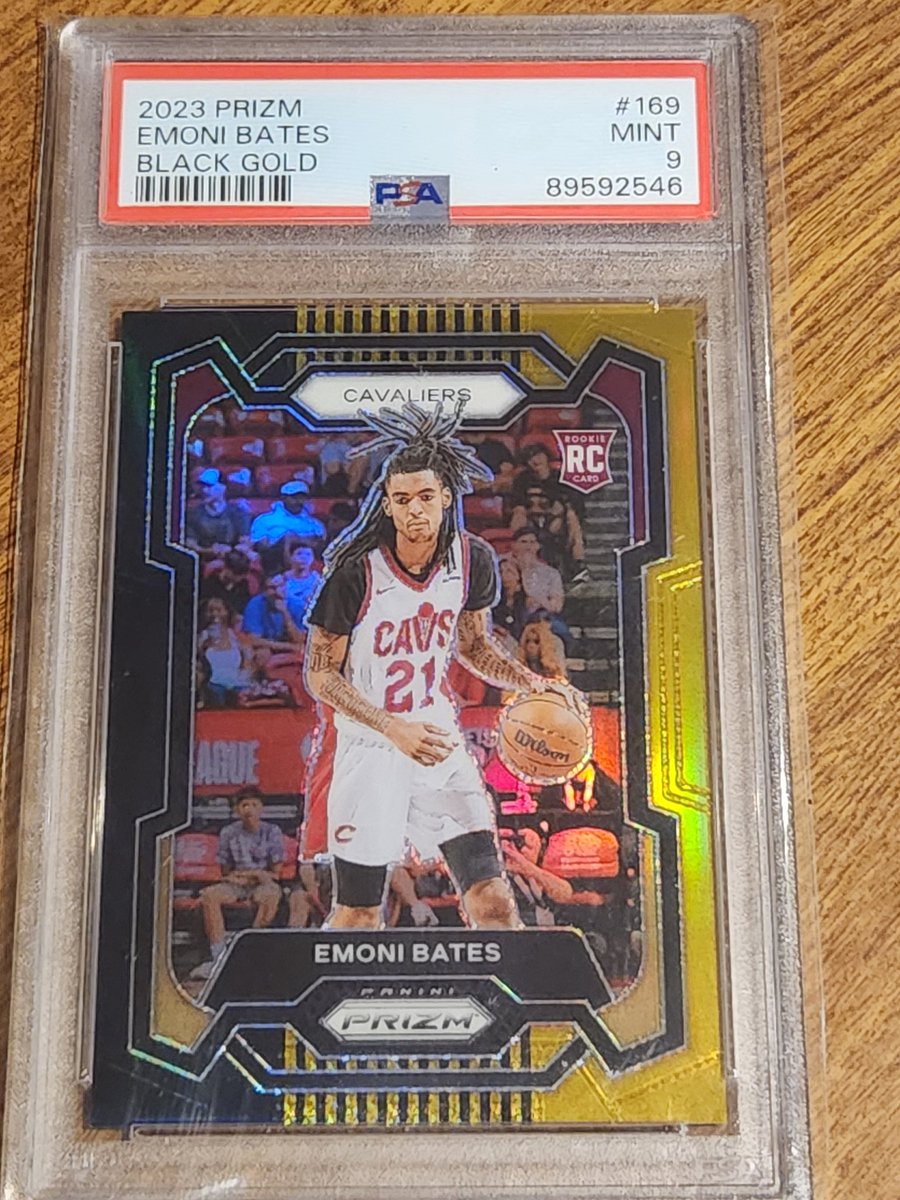 KCD_Cards's tweet photo. @CCsportscardsCo Love - $400
Bird -$180
JSN auto - $150
Barkley- $140
JSN - $65
Walker- $60
Bates /5 - $300 https://t.co/MM5VnuYY06