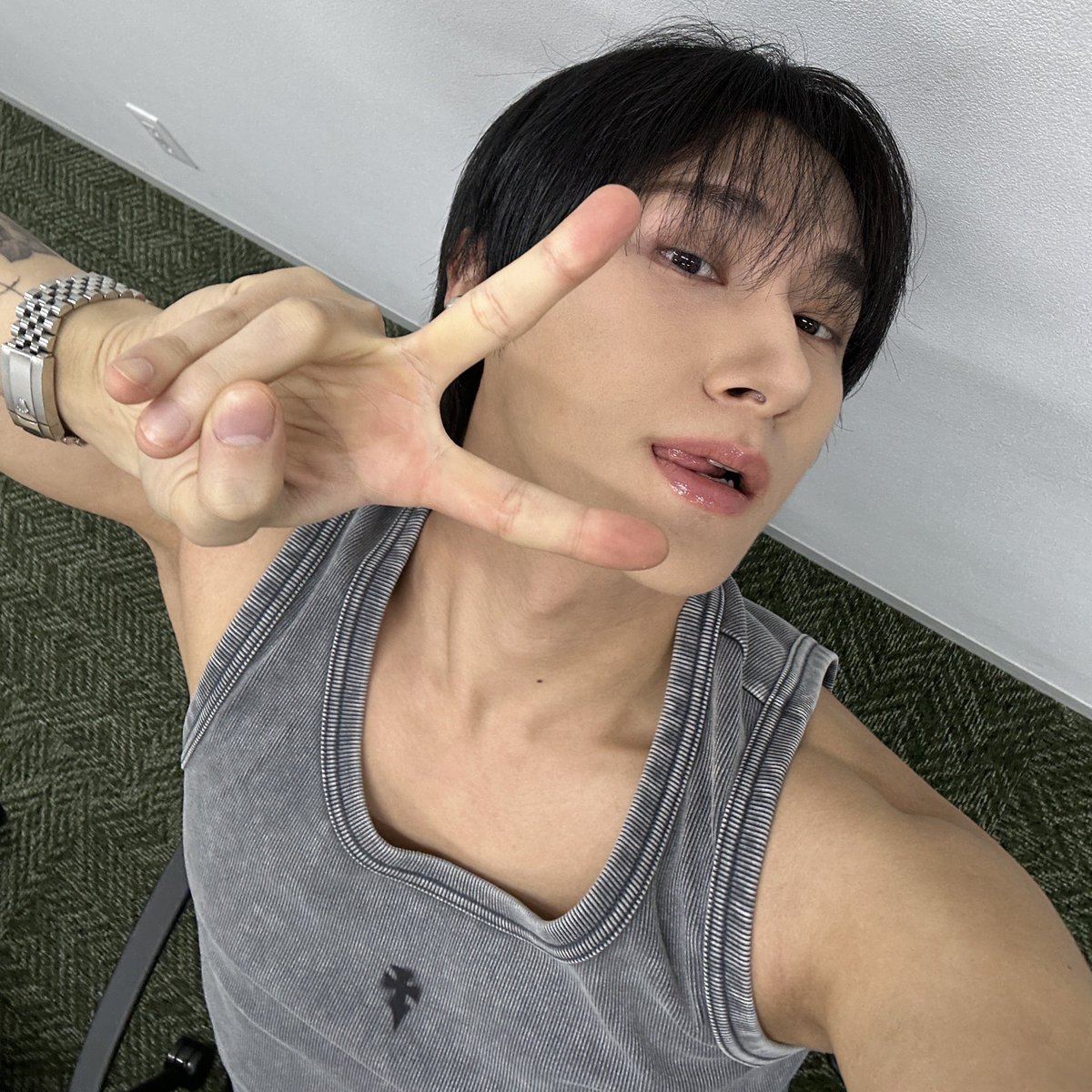 ScentLike_Laven's tweet photo. 사랑하는 창균이 잘 자 🩶❕❕ https://t.co/My5Im6ZK7m