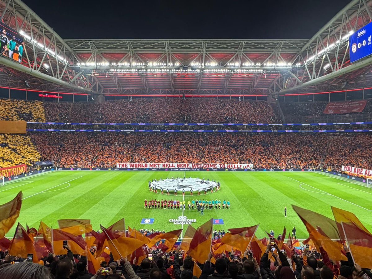 UEFA Şampiyonlar Ligi Son 16 Turu ilk maçında elde ettiği galibiyetle ülkemize büyük bir gurur yaşatan Galatasaray ’ı tebrik ediyorum.

Azim ve kararlılıkla gelen zafer milletimizi sevindiren önemli bir başarı olmuştur. 👏
🇹🇷 #GSvLIV #UCL