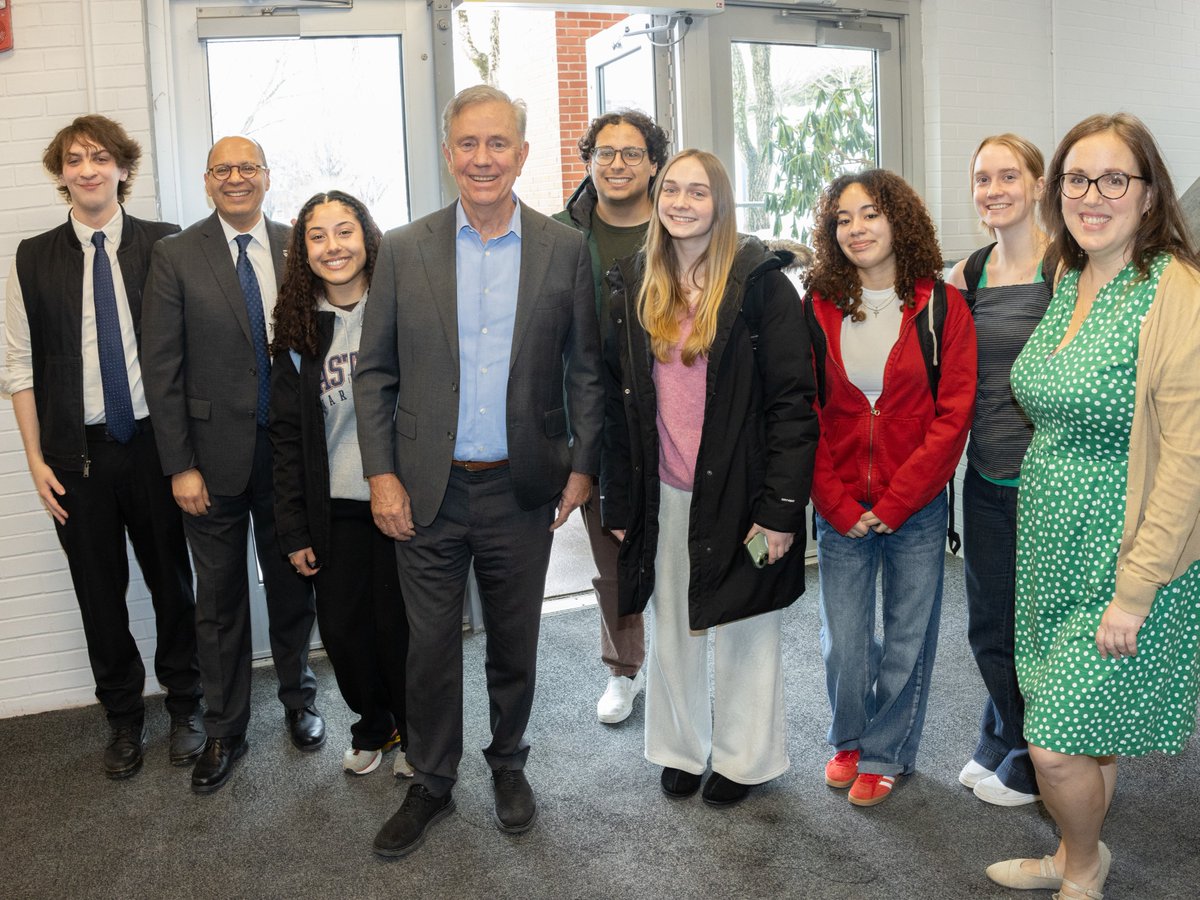 Eastern CT State University tweet media