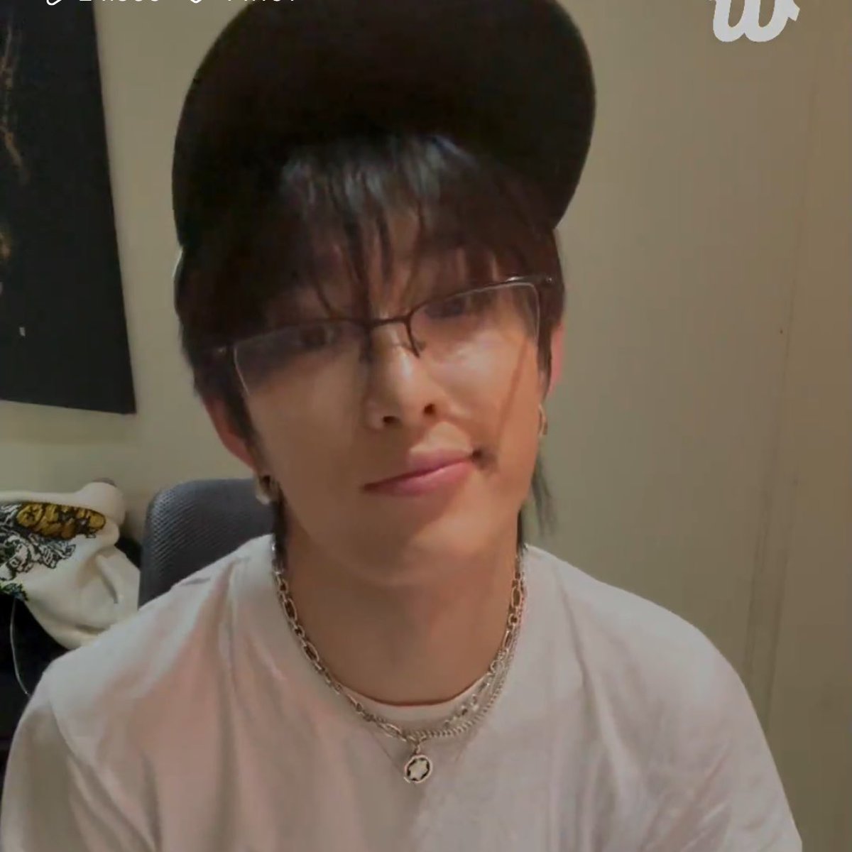 ilyyechan's tweet image. yoon yechan im soo hungryyy craving a Cutie SweetiePie Boy #nomnom