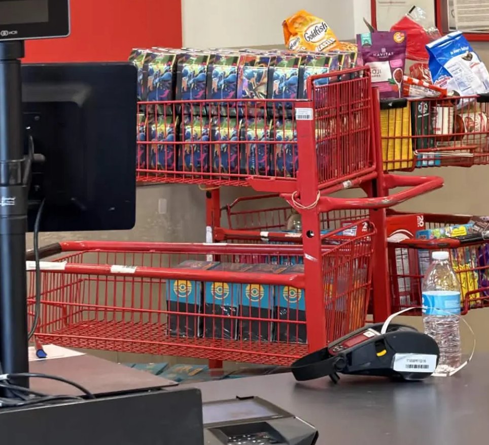 PokéMama tweet media