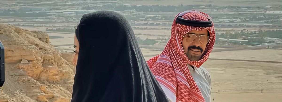 m_886m's tweet photo. اتركوني لين ما أعلن للطموحات انطلاقي 
باقي ذكرى قديمه ماخذه فالقلب خانة.. ᥫ᭡
.
. https://t.co/gsnqJXI3GN