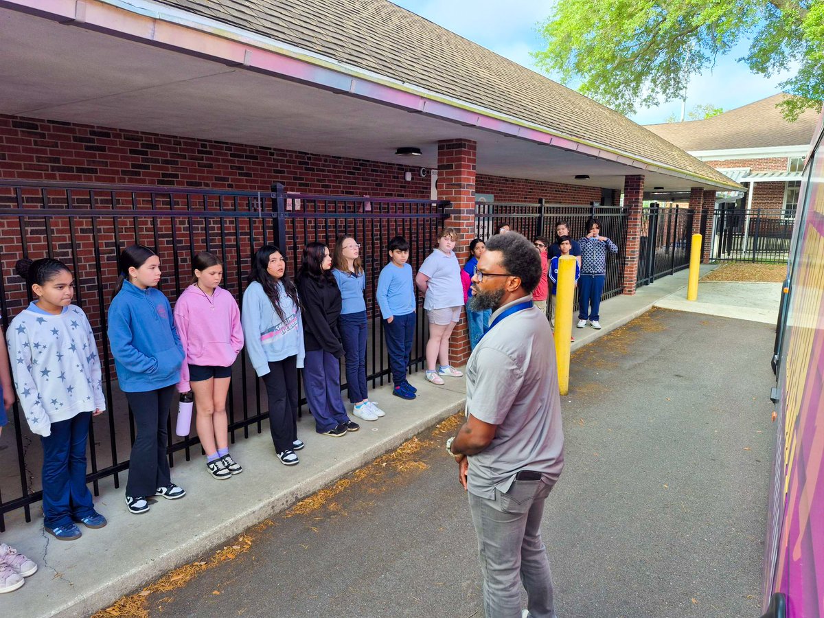 HART 🦩 tweet media