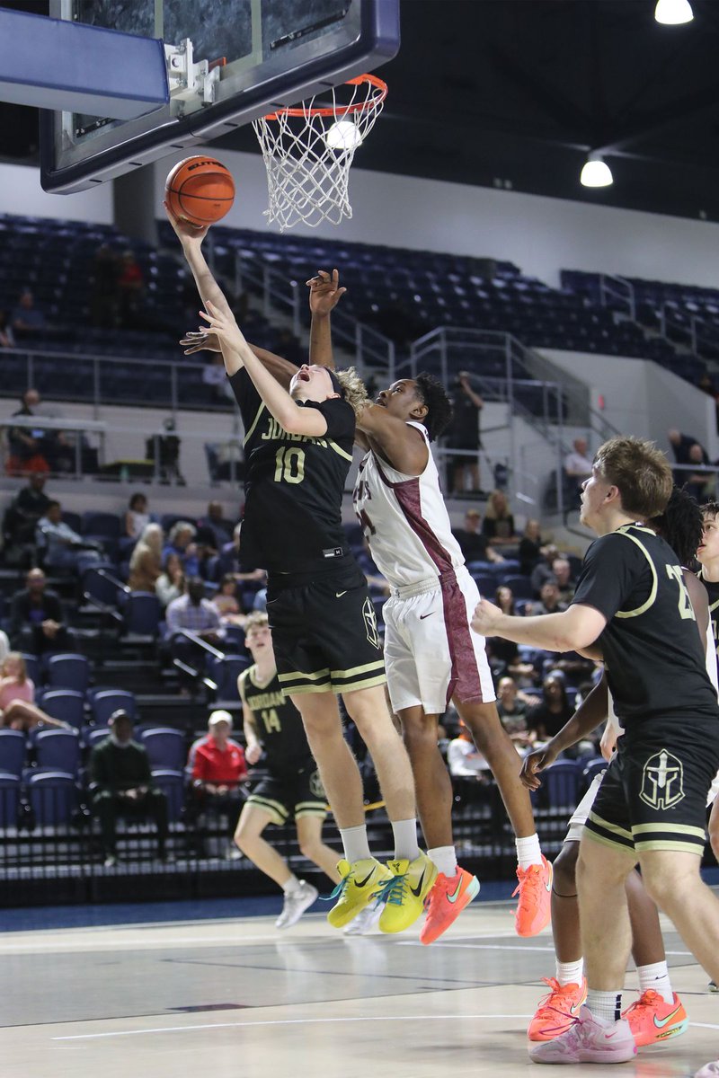 Defender Network tweet media