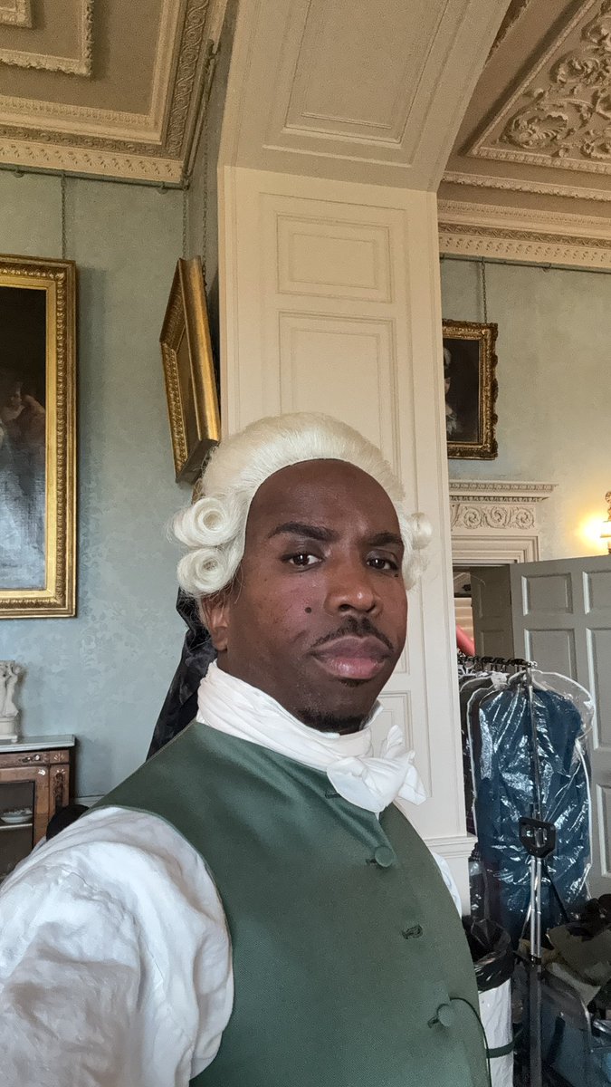 Chaos McBueno tweet media