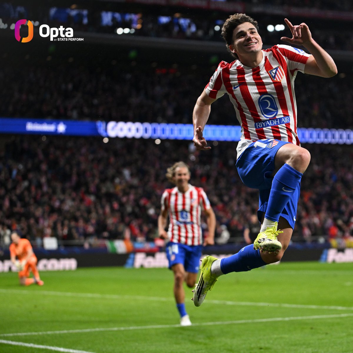 14:59 - Atlético de Madrid's three goals against Tottenham Hotspur is the earliest a side has ever been three goals ahead in a UEFA Champions League knockout stage match. Demoralised.