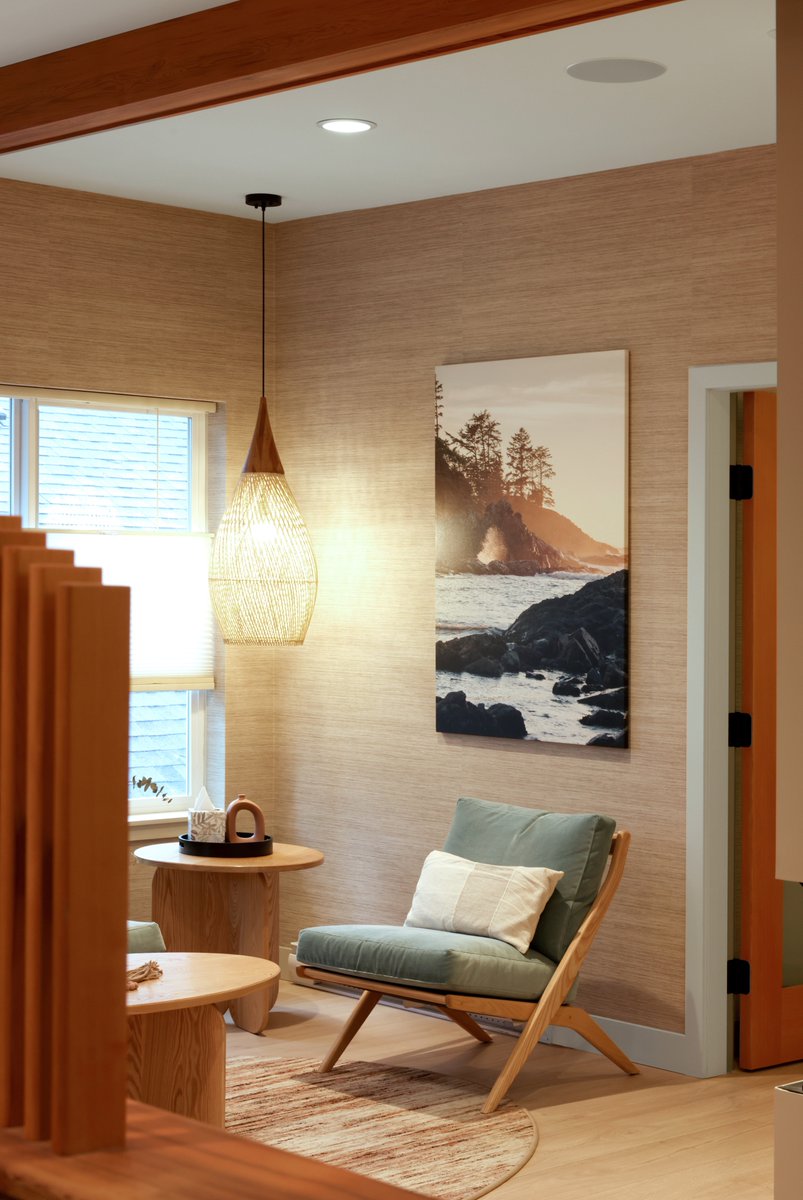 Long Beach Lodge tweet media