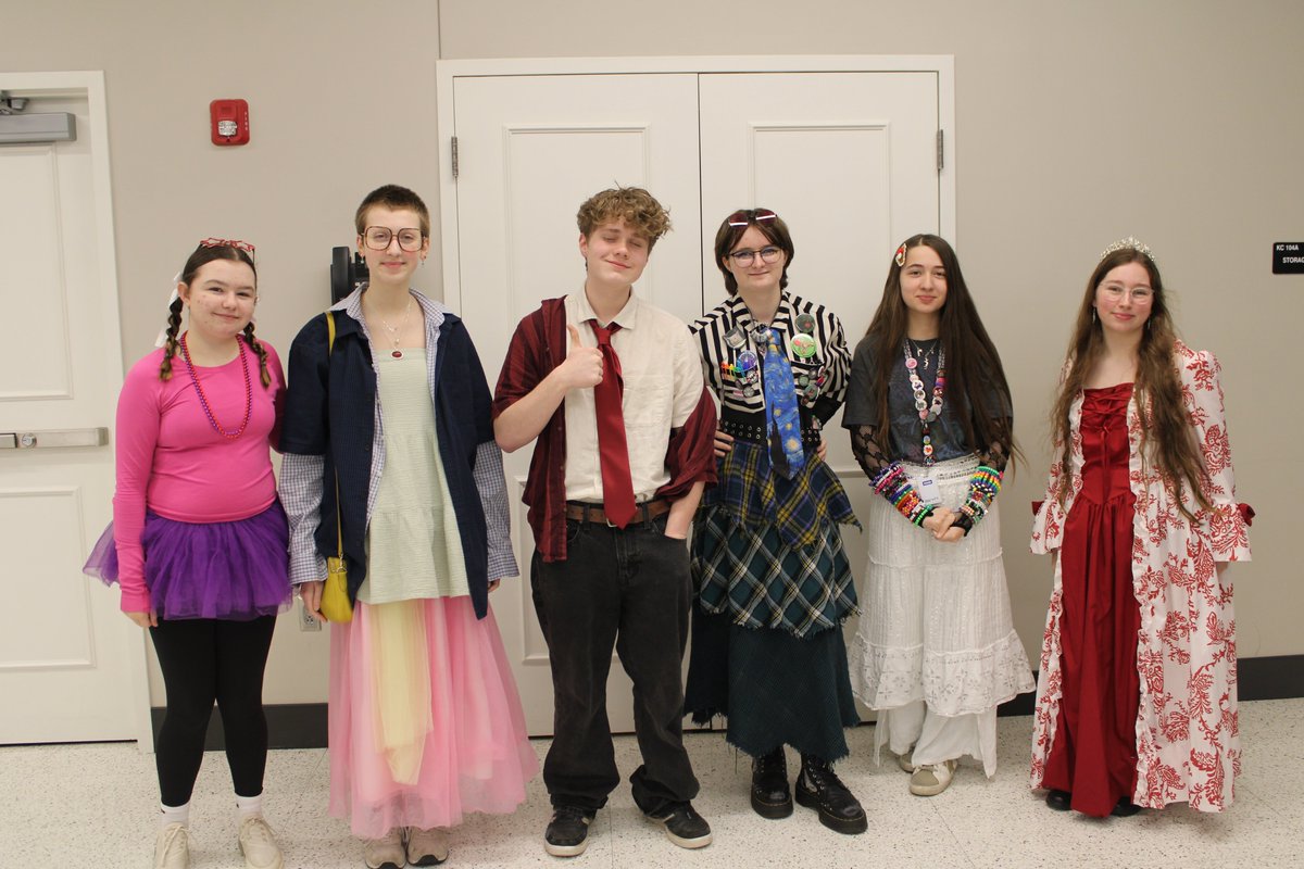 Signature School tweet media