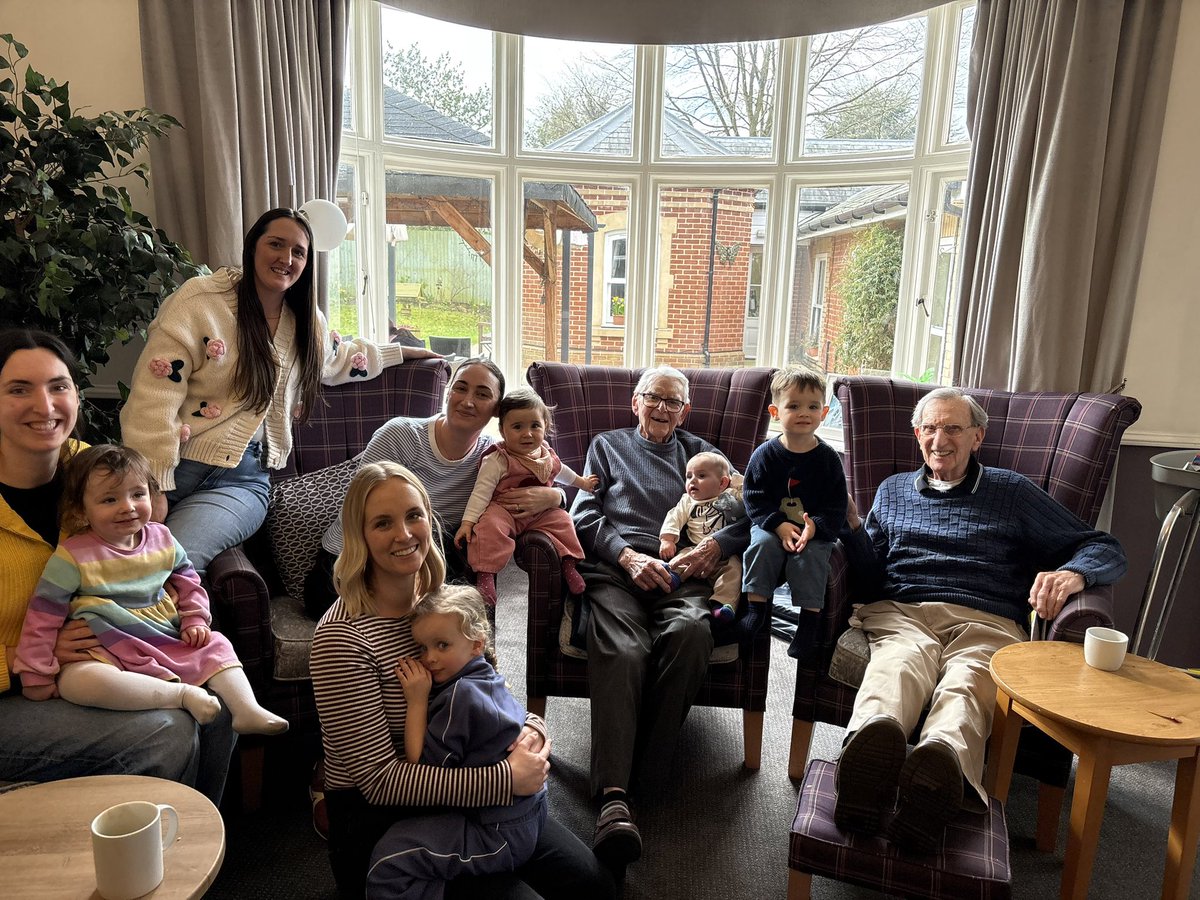 Friend in Deed tweet media