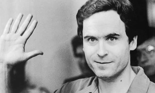 Carl (@historyboomer) on Twitter photo 