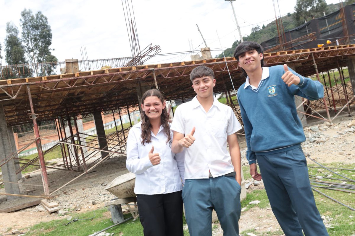 Carlos Amaya 🌻 tweet media