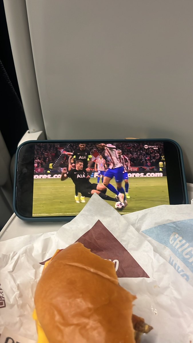 Roger Greer tweet media