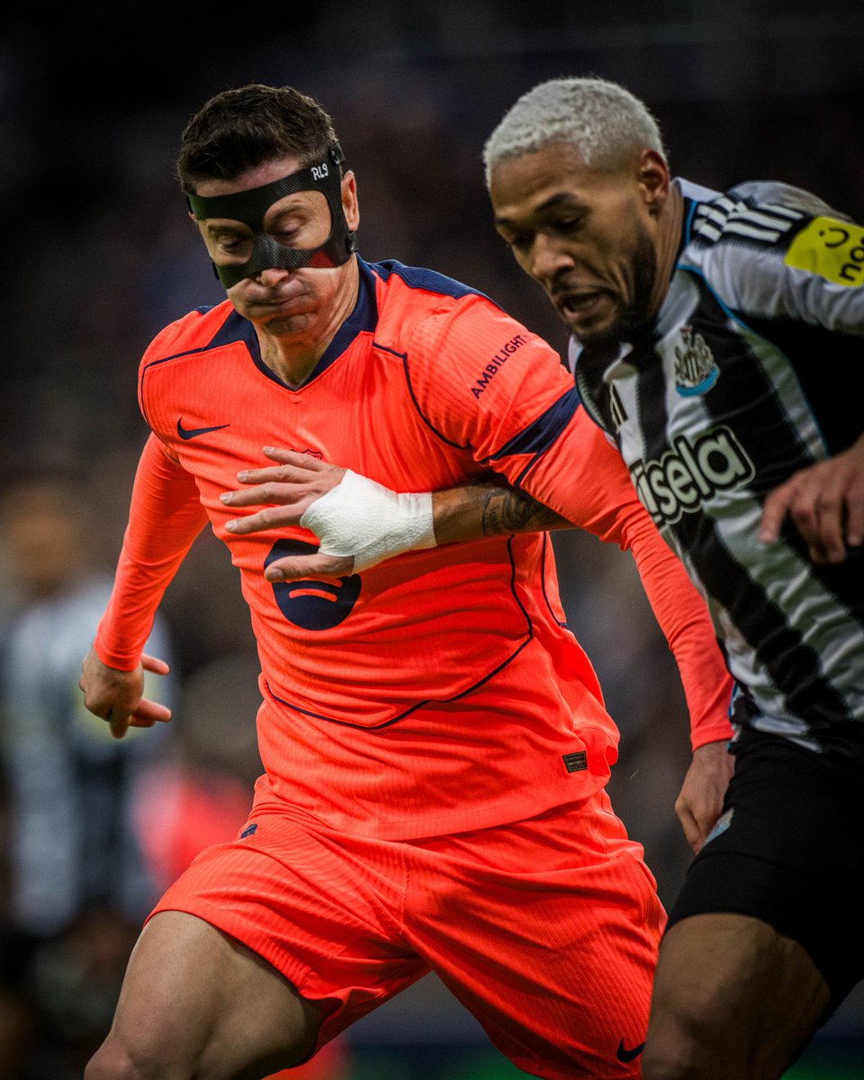 عمرو tweet media