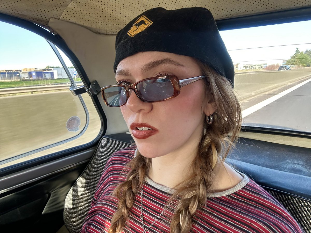 𝒜𝓁𝒾𝓏𝑒́𝑒 🍒 tweet media